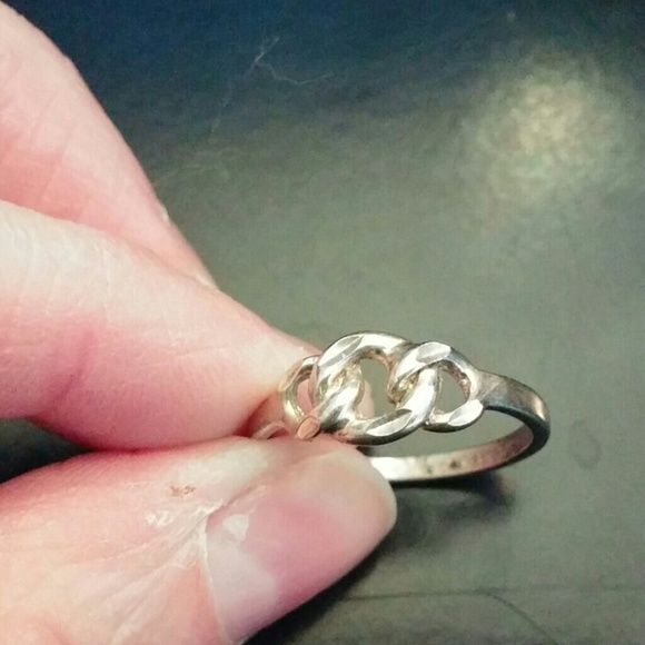 Jewelry - sale🎀Vintage Sterling Celtic Knot Infinity Ring